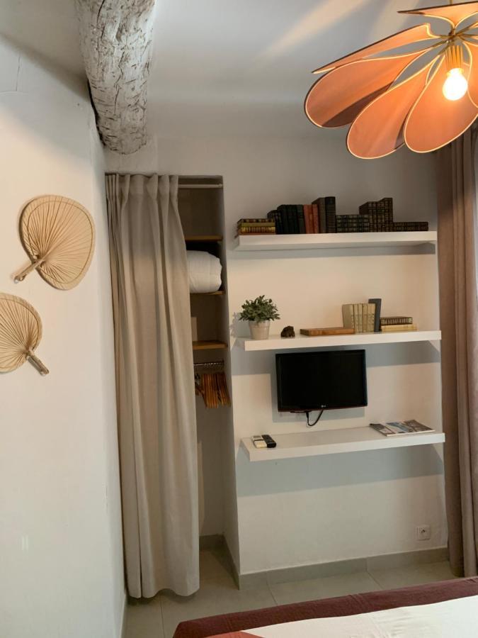 Mas Saint Antoine - Chambres D'Hotes กราส ภายนอก รูปภาพ